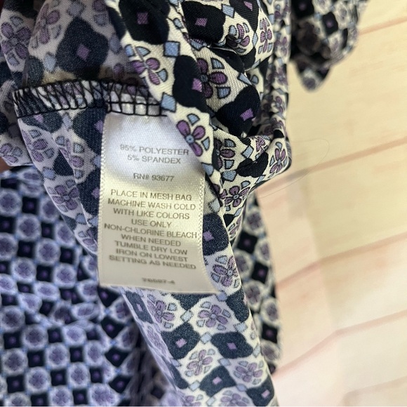 Liz Claiborne Purple Print Top Size 2X - Picture 3 of 6